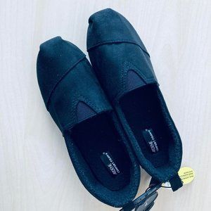 Black Ardene Shoes size 7 new/ Soulier noire Ardene Grandeur 7 neuf